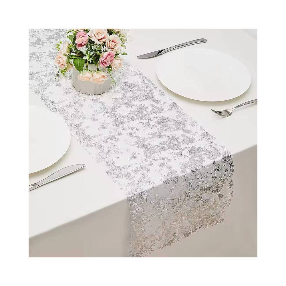 Дорожка сервировочная Leeseph Silver 28*500 см