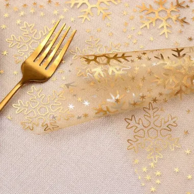 Дорожка сервировочная Leeseph Снежинки 28*275 см золото купить недорого || Metelka.com.ua