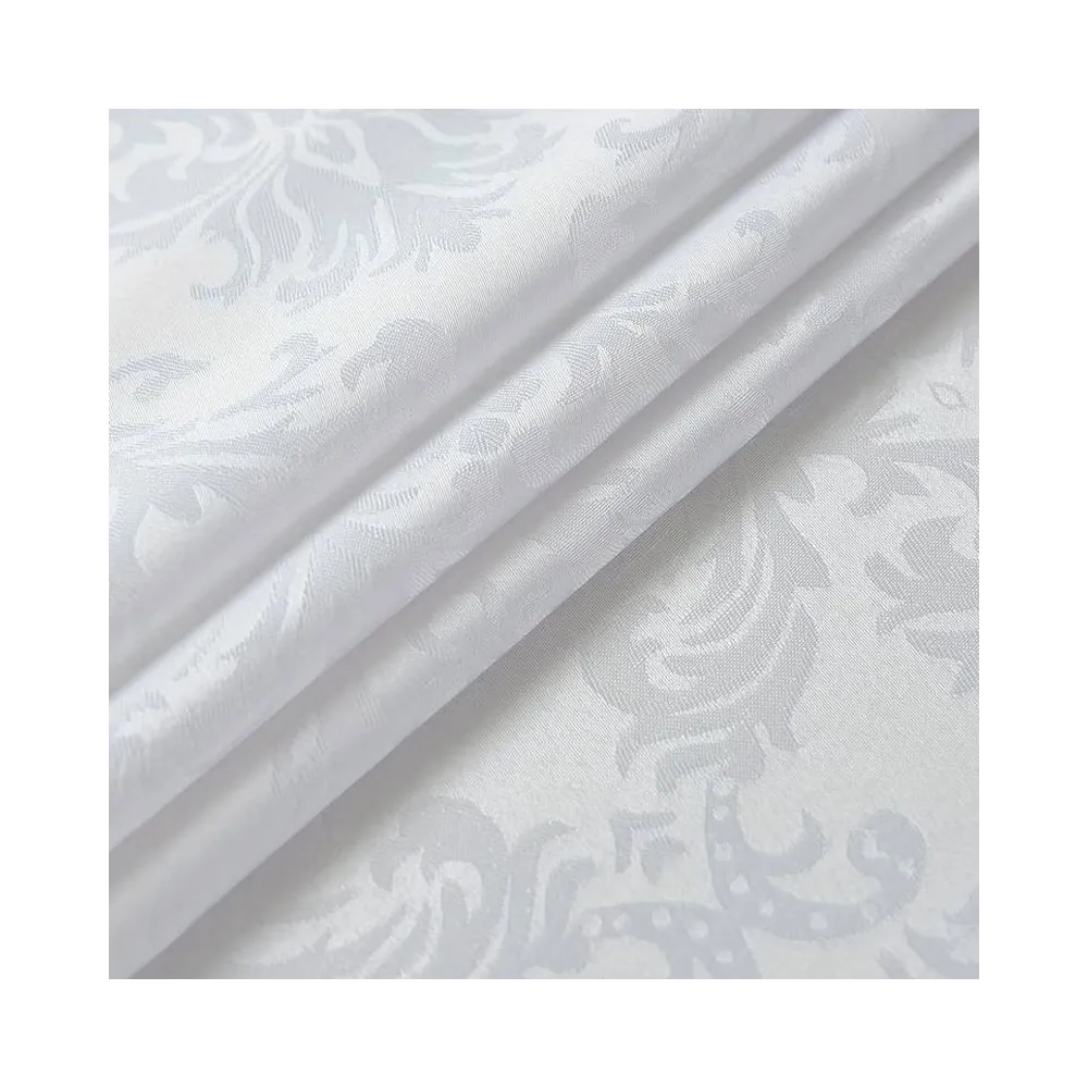 Жакардова скатертина Leeseph з вензелями 150×260 см біла купити недорого || Metelka.com.ua