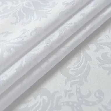 Жакардова скатертина Leeseph з вензелями 150×260 см біла купити недорого || Metelka.com.ua